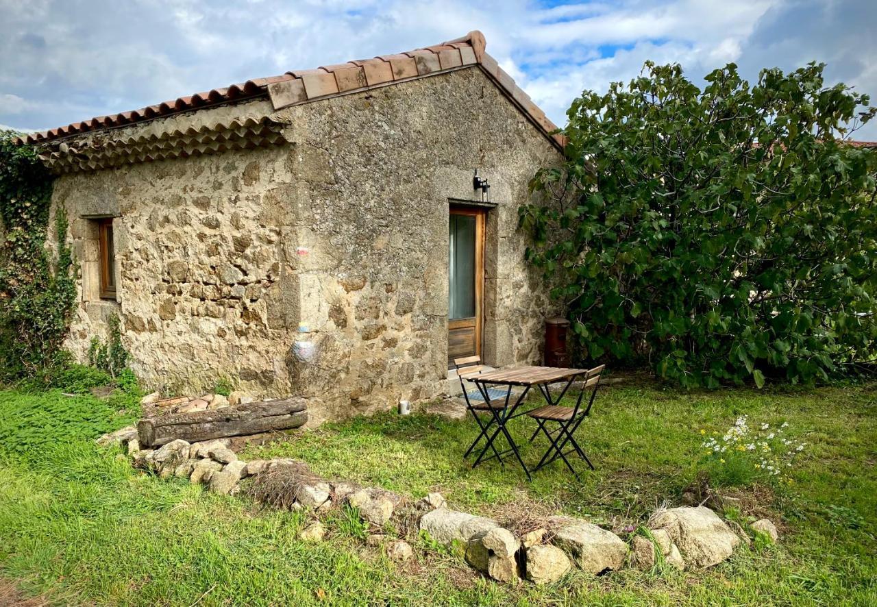 Gite De Corsas Saint-Victor  Exterior foto